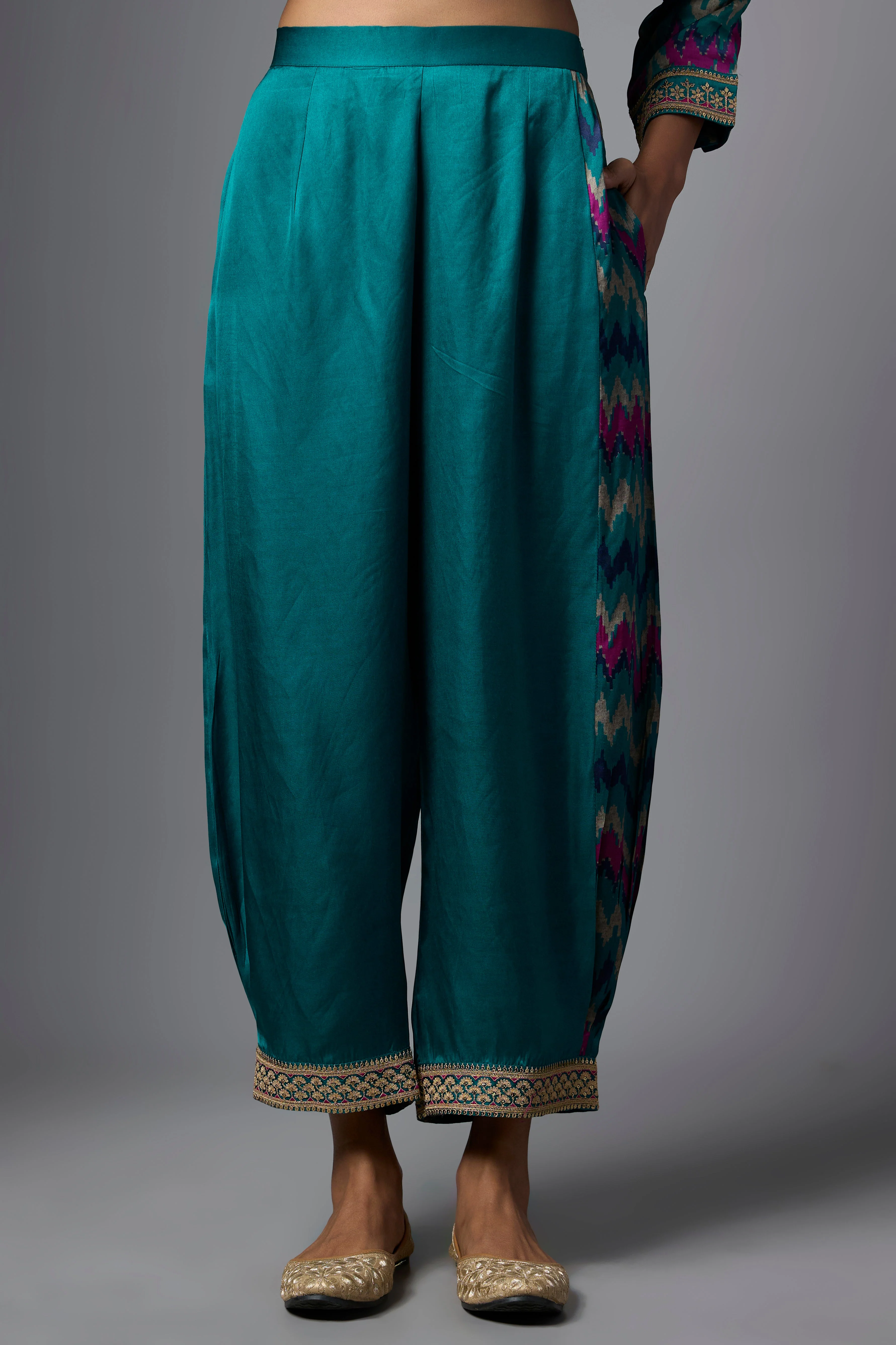 Teal Blue Printed Crepe Silk Co-Ord Set - Image 4