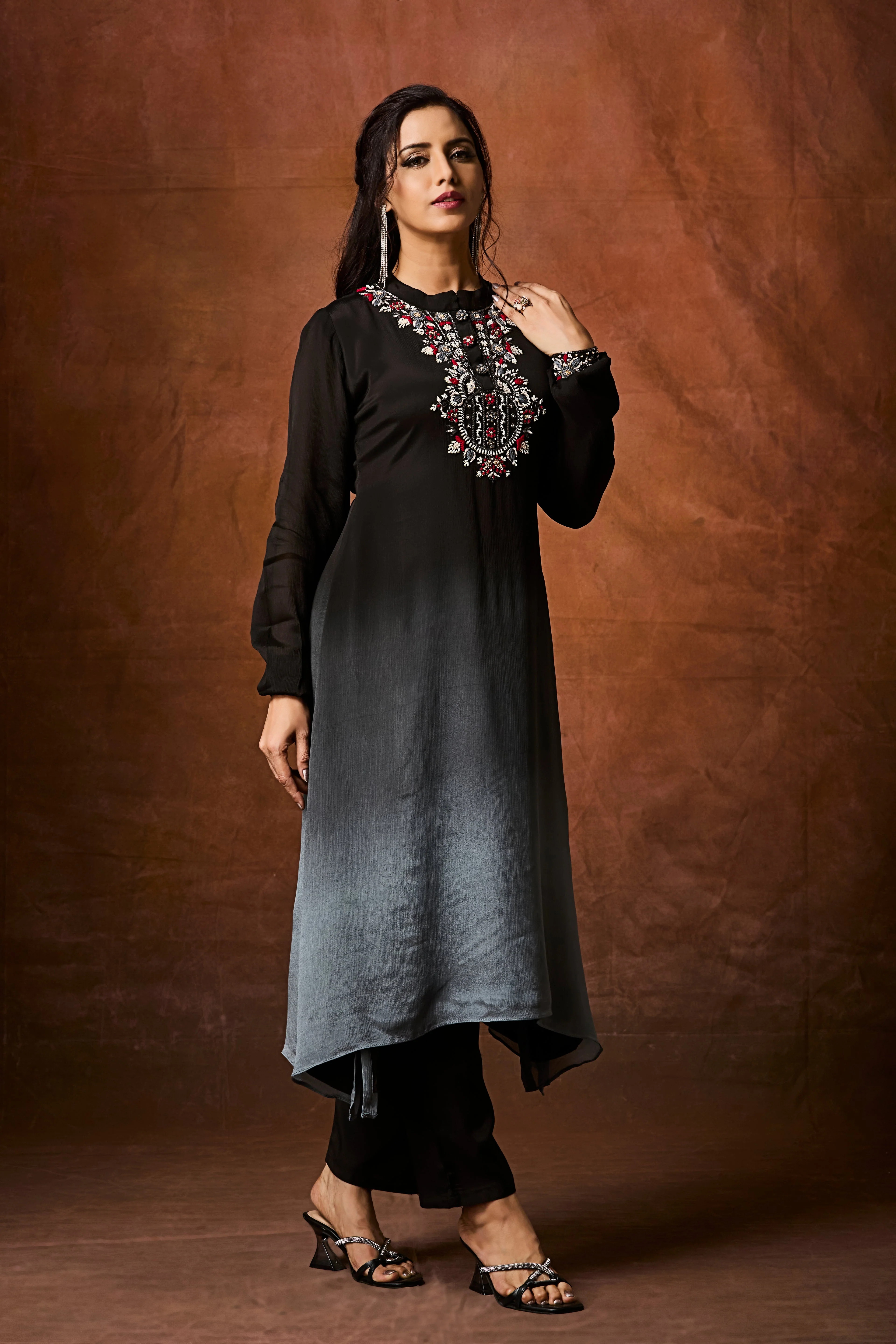 Black and Grey Ombre Chinon Silk Kurta Set - Image 4