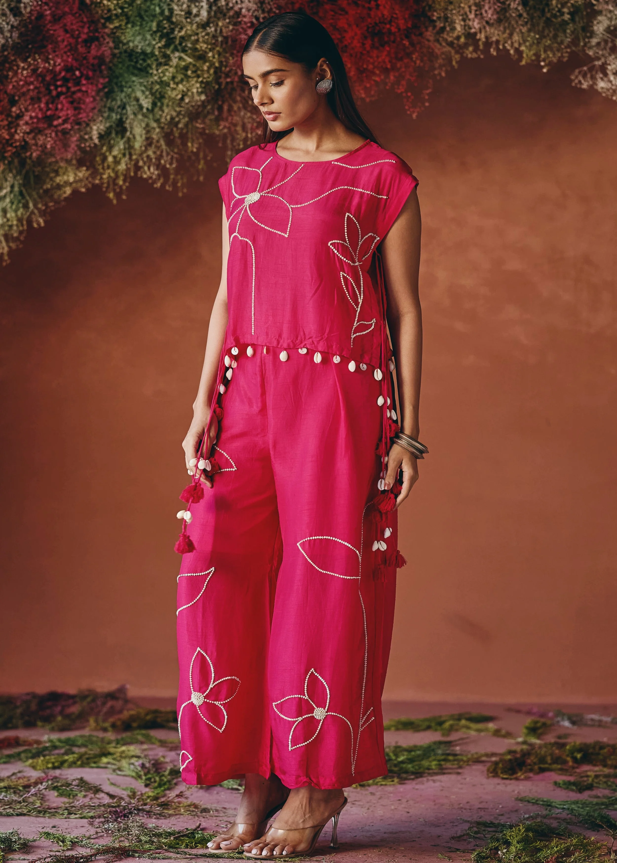 Queen Pink Embellished Raw Silk Co-ord Set - Image 6