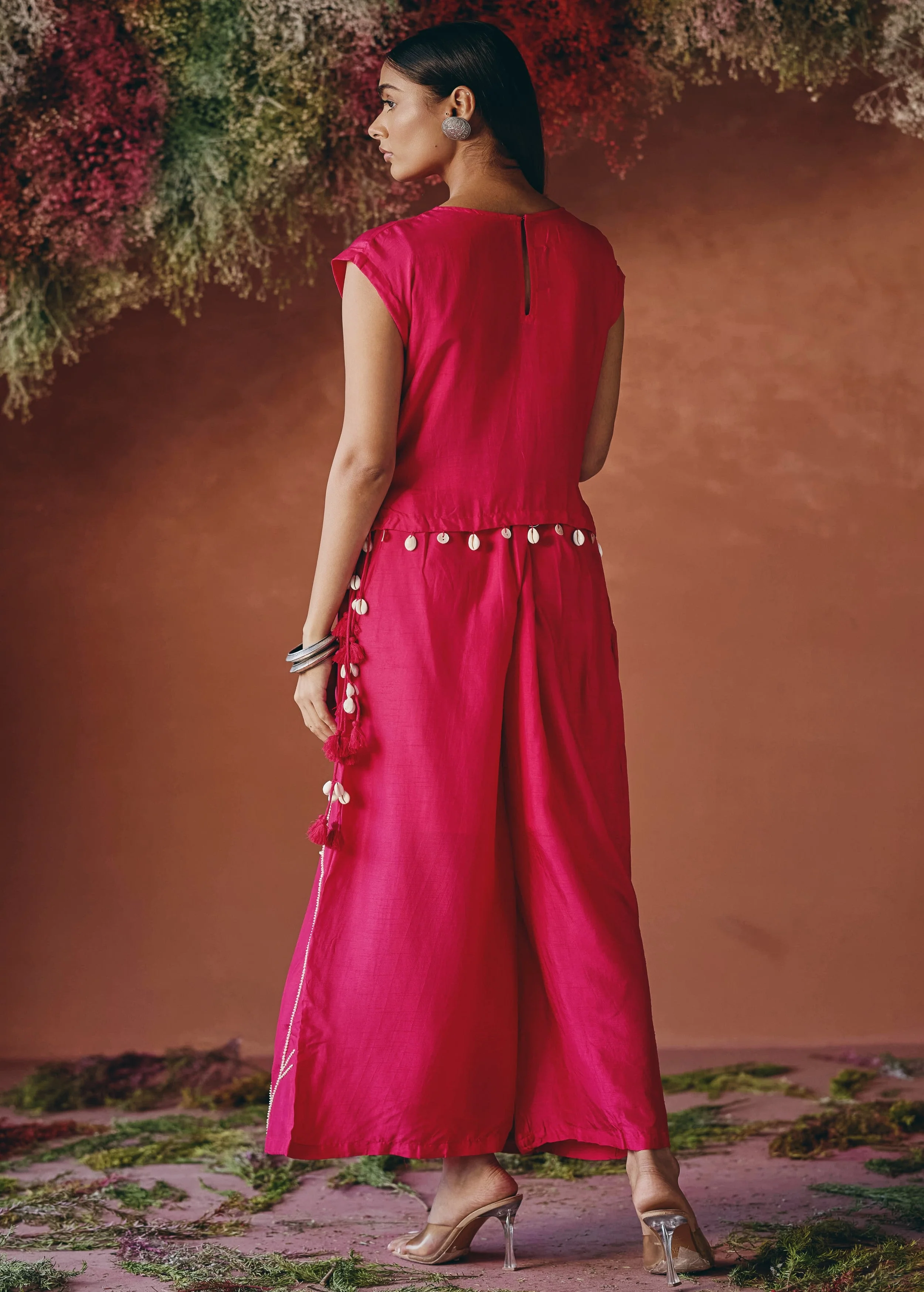 Queen Pink Embellished Raw Silk Co-ord Set - Image 7