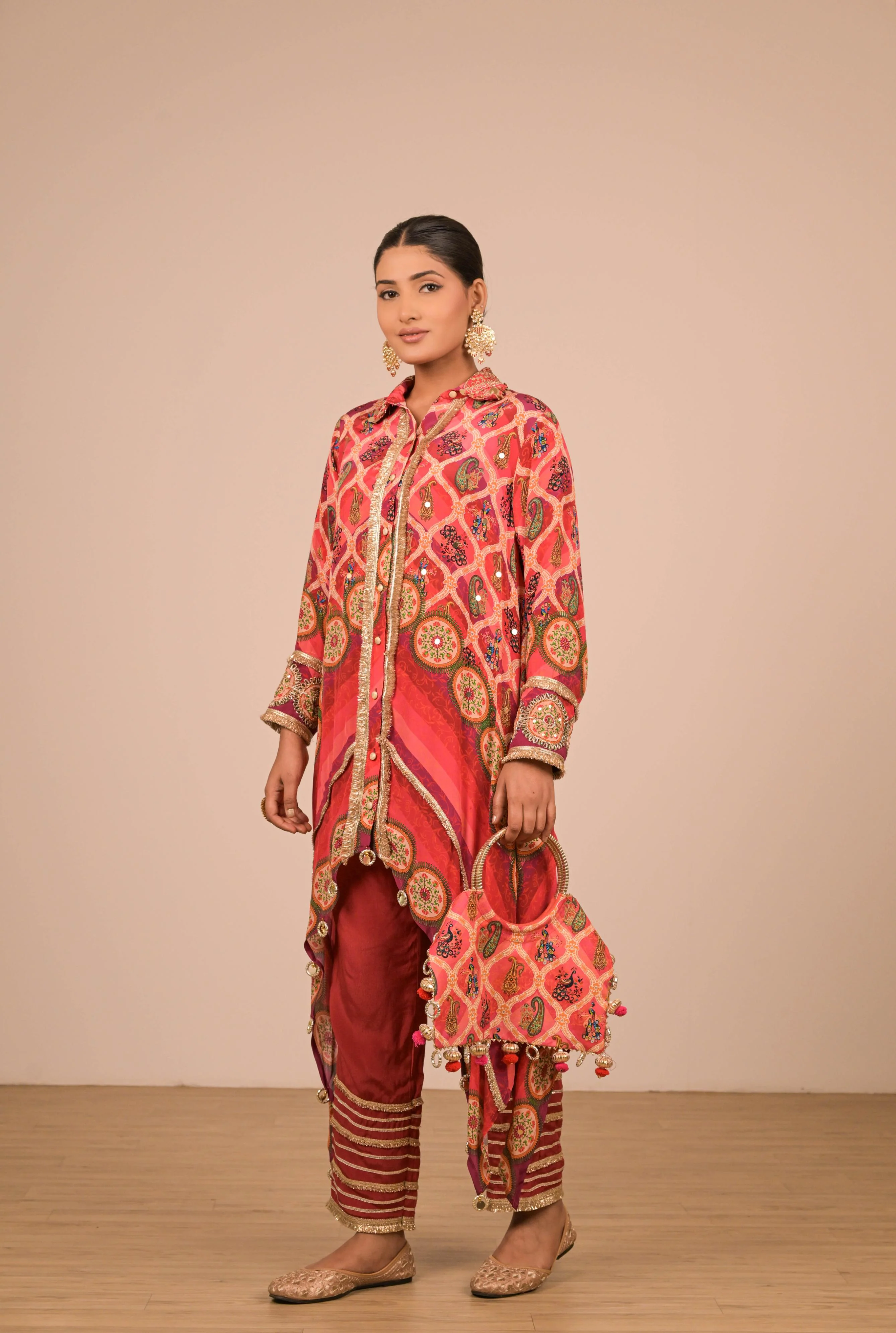 Red-Pink Asymmetrical Printed Kurta Set - Image 4