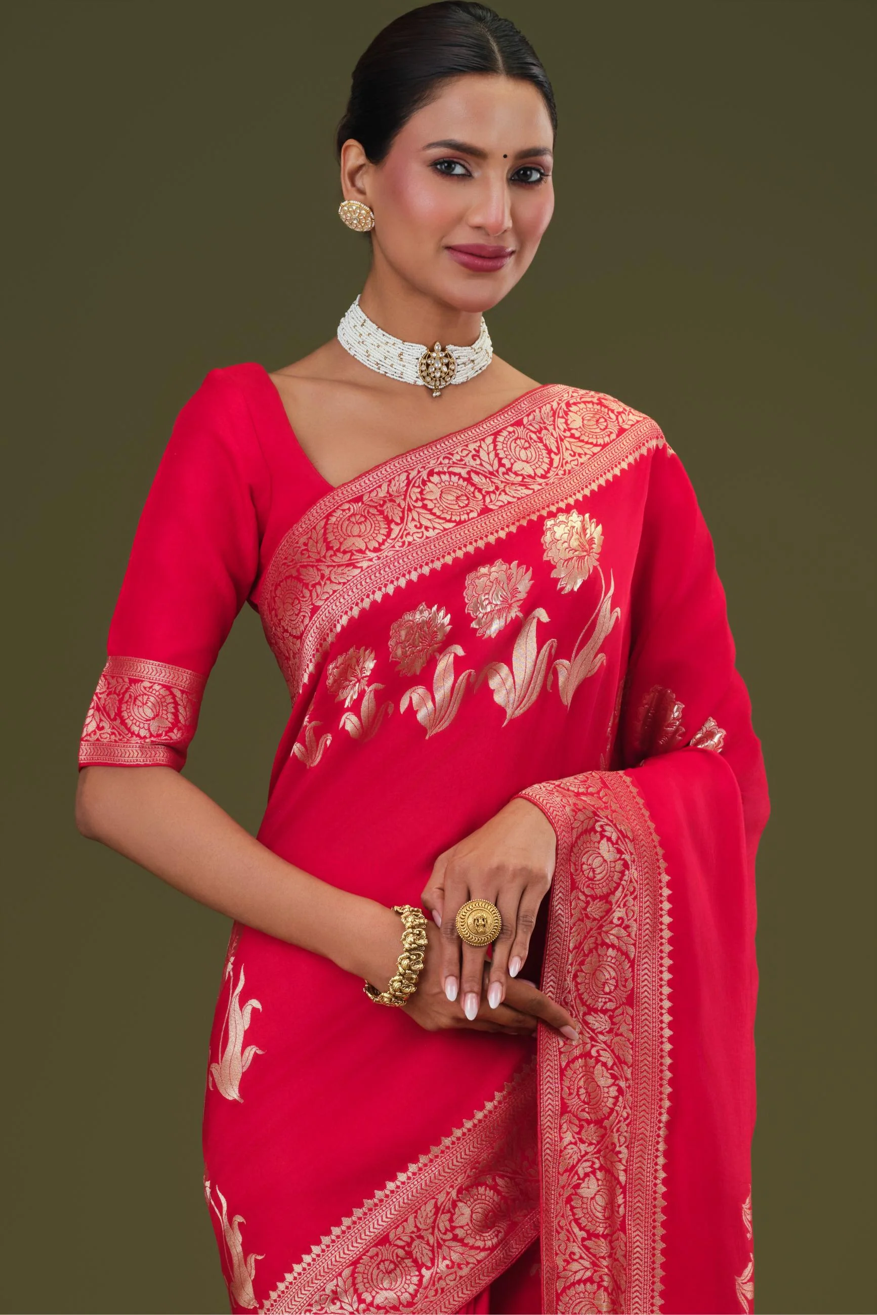 Red Zari Woven Dola Silk Saree - Image 4