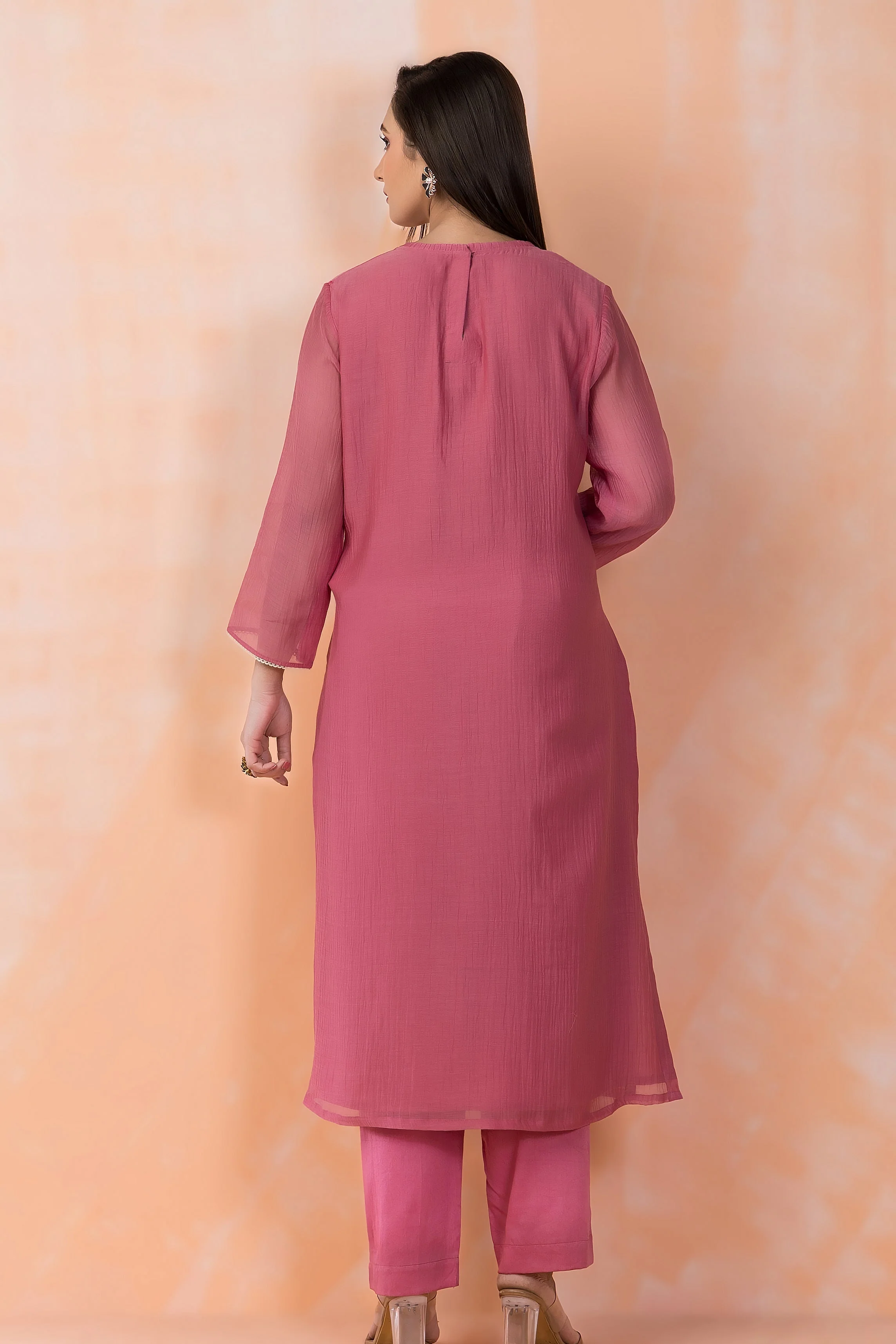Rose Blossom Embroidered Chanderi Silk Kurta Set - Image 4