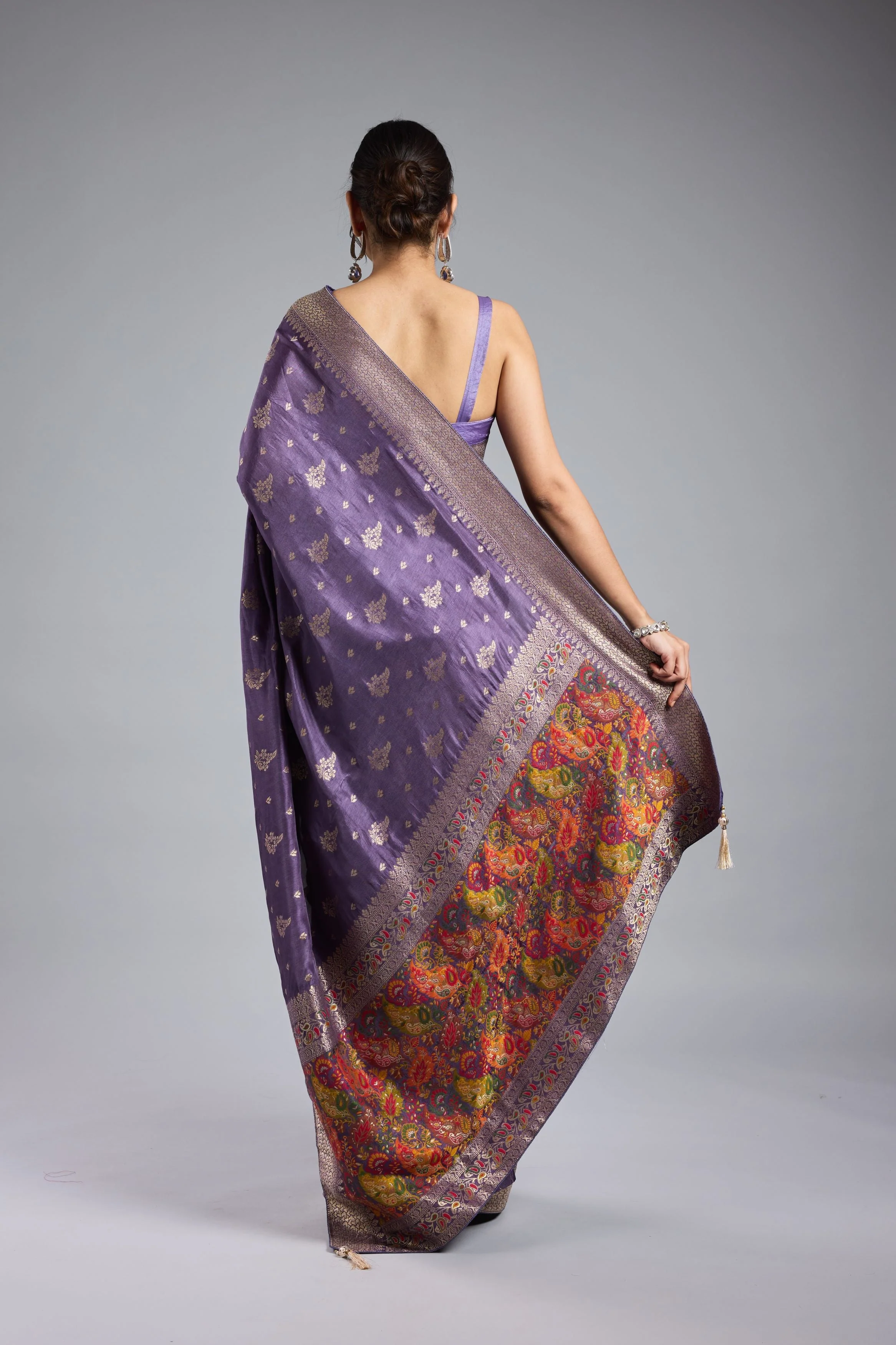 Royal Orchid Dola Silk Saree - Image 4