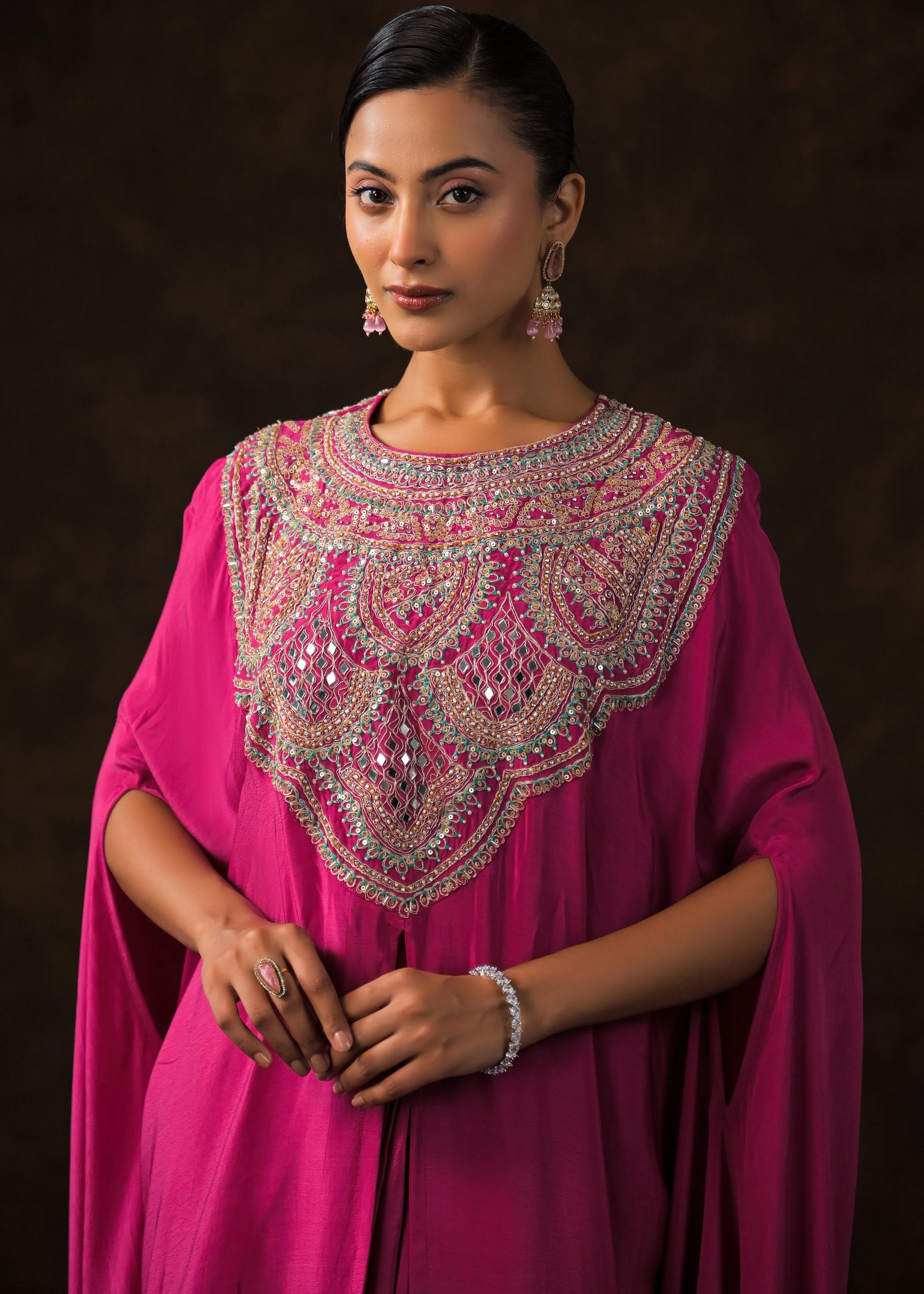Queen Pink Embellished Premium Silk Kaftan Set - Image 3