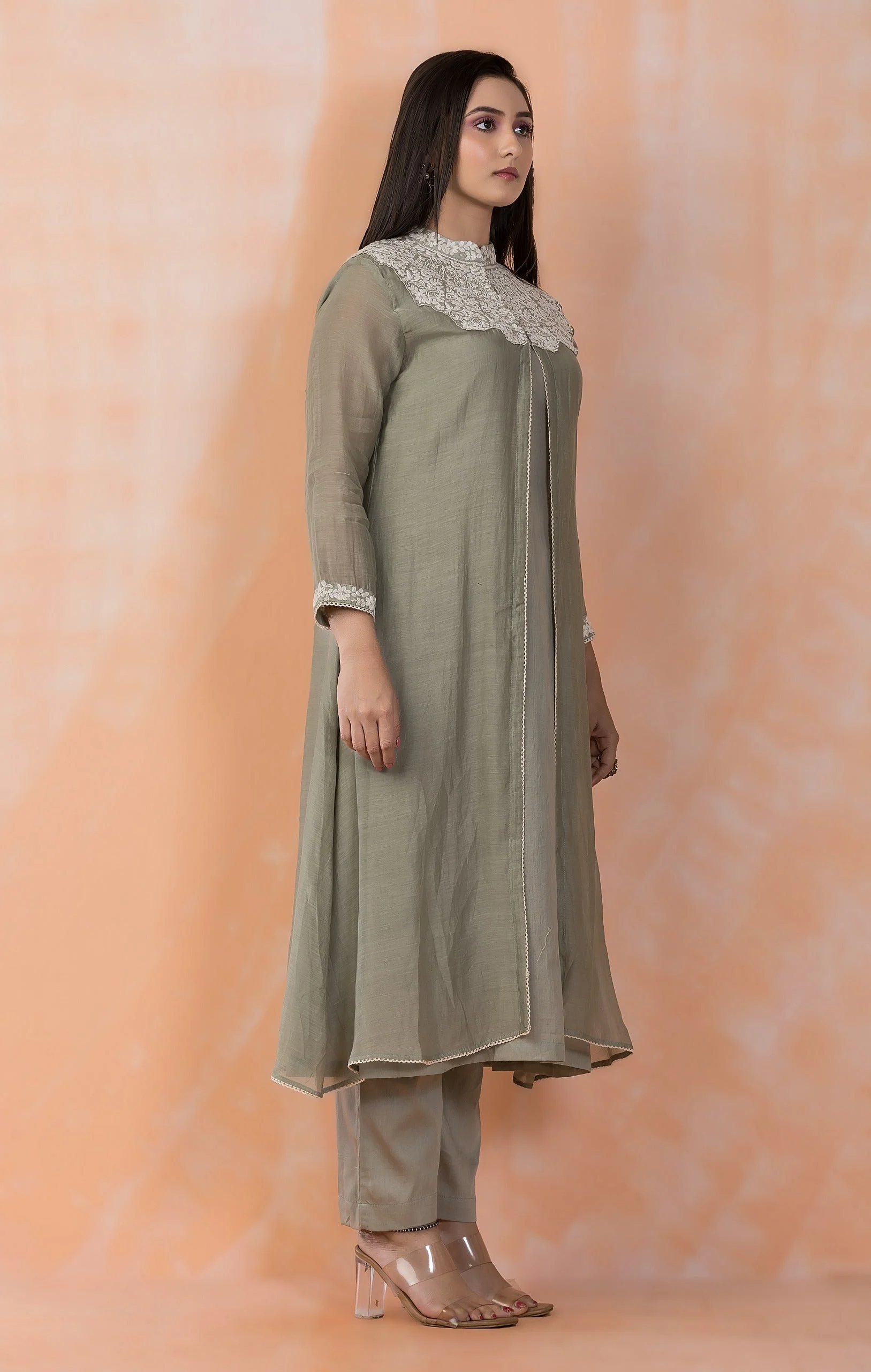Sage Green Embroidered Mul-Chanderi Silk Kurta Set - Image 3