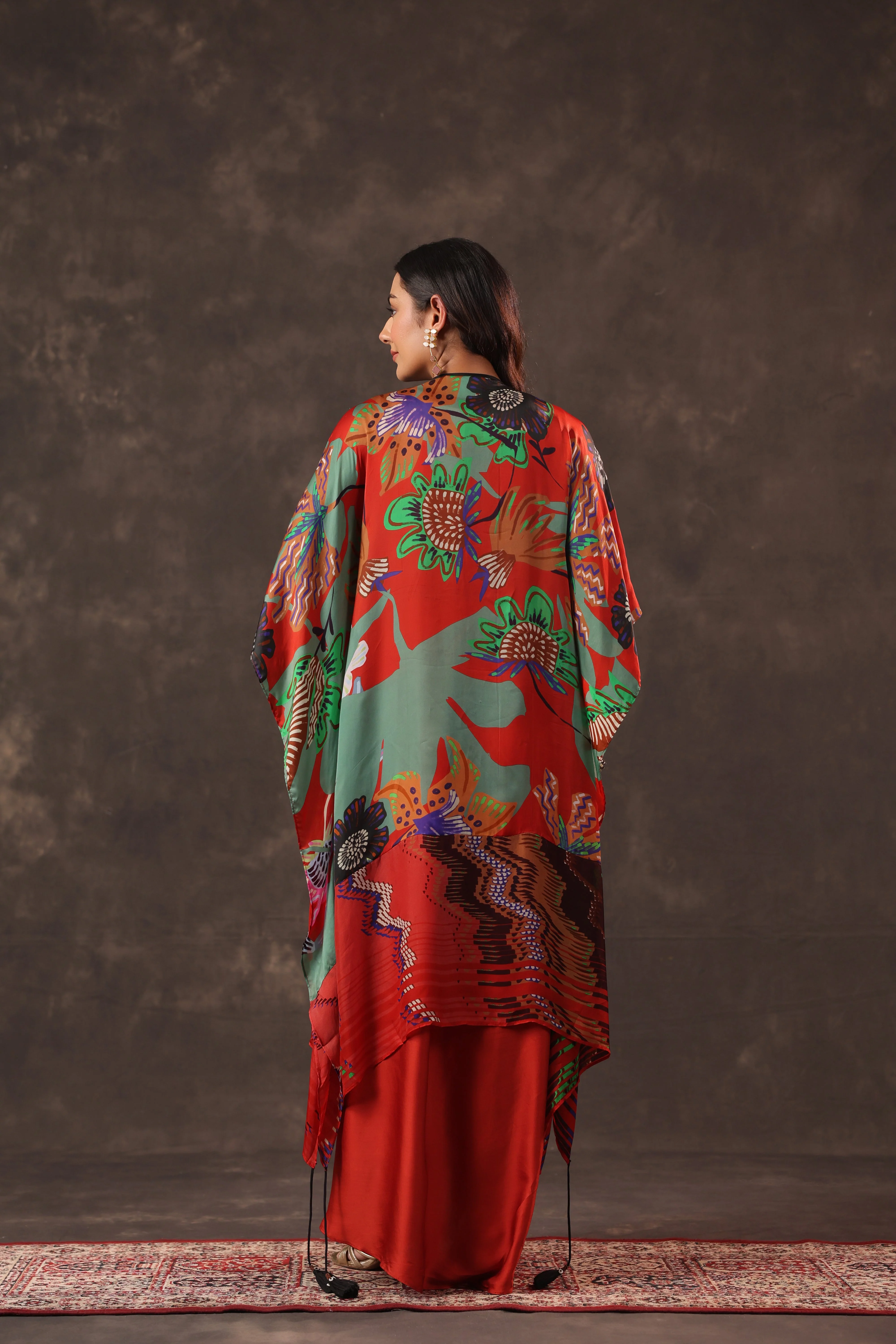 Scarlet Botanical Printed Satin Silk Cape Set - Image 5