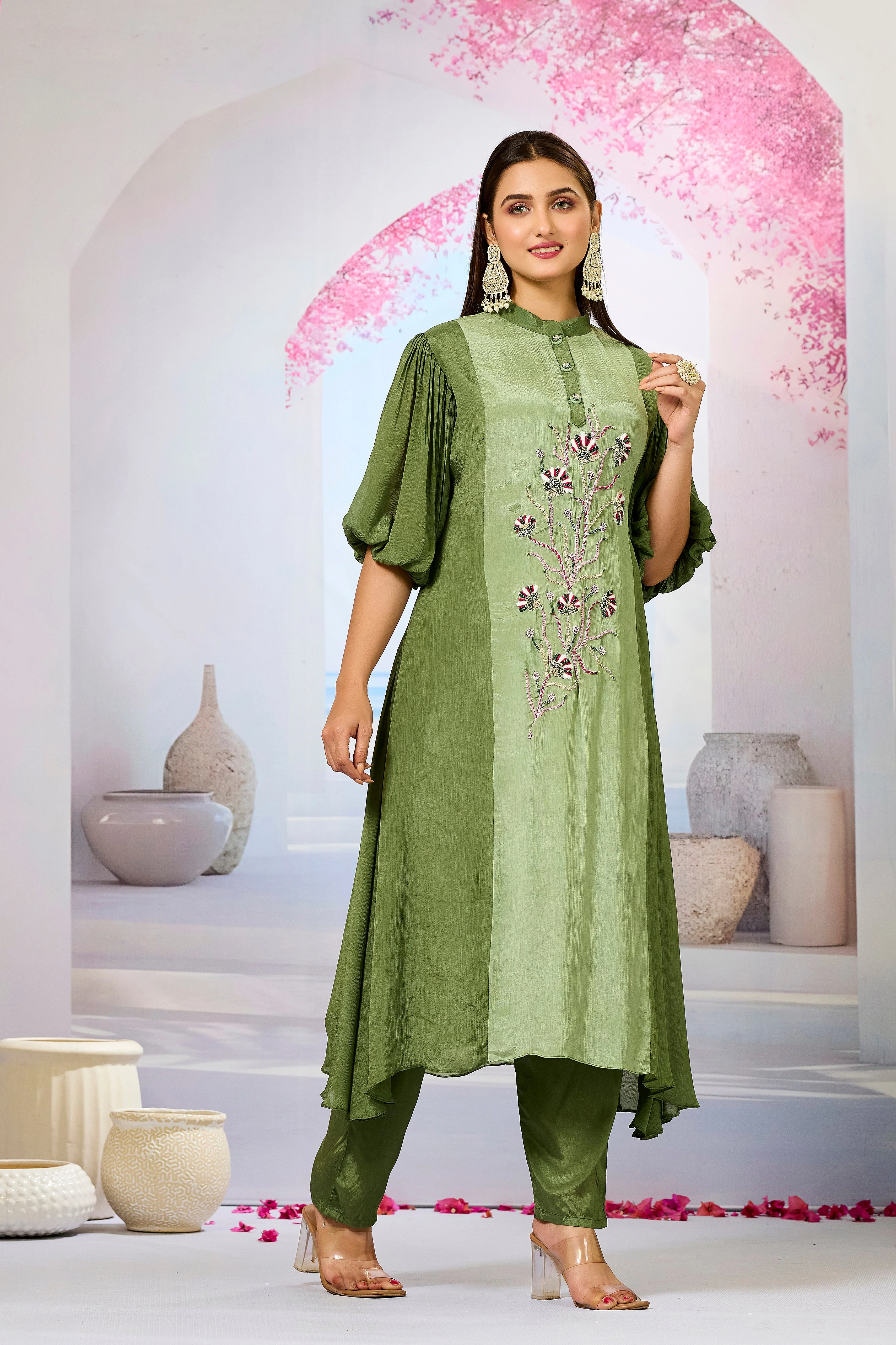Green Shaded Chinon Silk Kurta Pants Set - Image 3