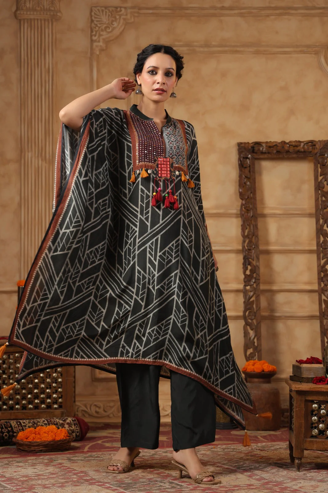 Slate Grey Digital Printed Muslin Silk Kaftan Set - Image 3