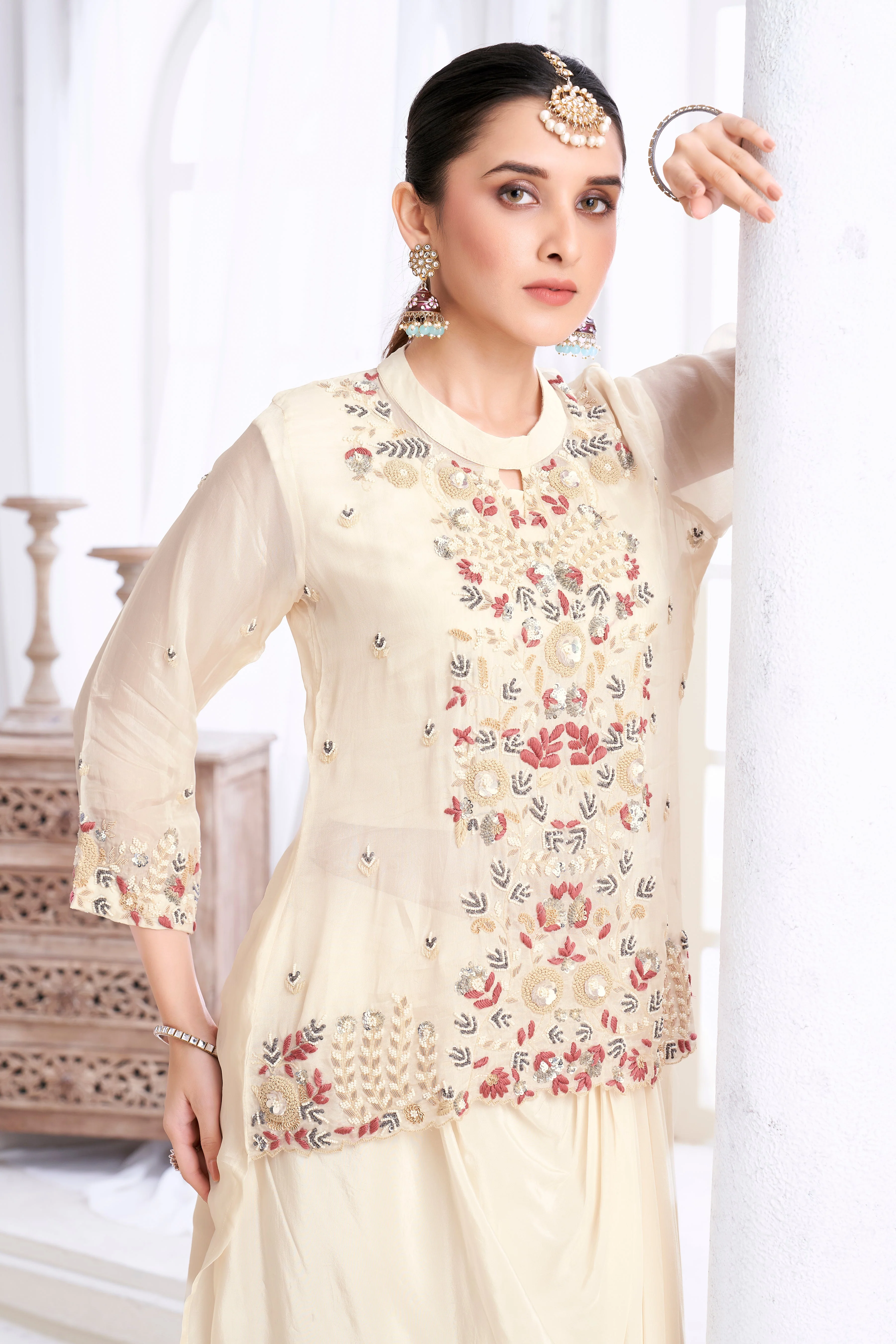 Cream White Embellished Crepe Silk Skirt Set - Image 2