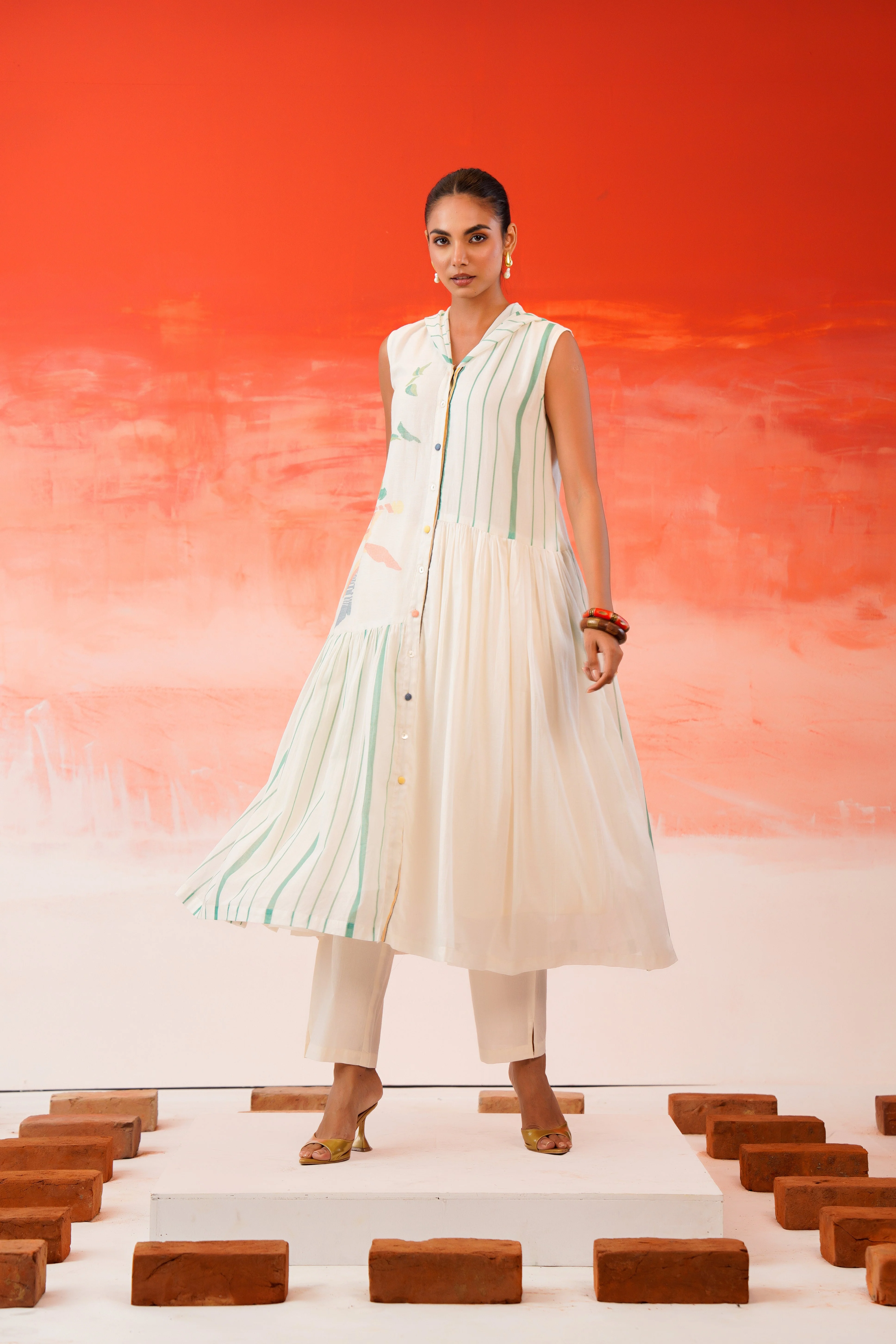 Snow White Printed Cotton Kurta Set - Image 4