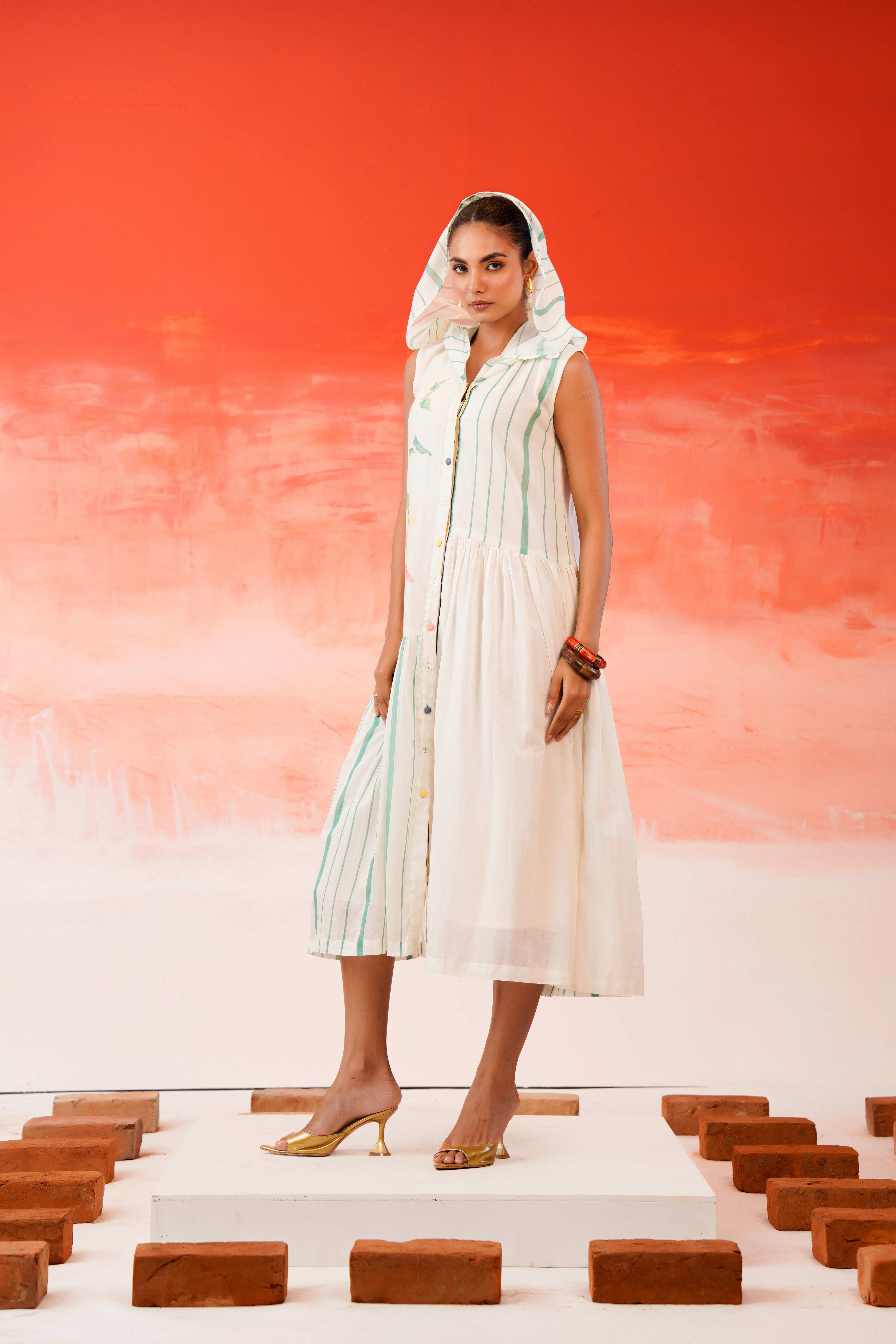 Snow White Printed Cotton Kurta Set - Image 6