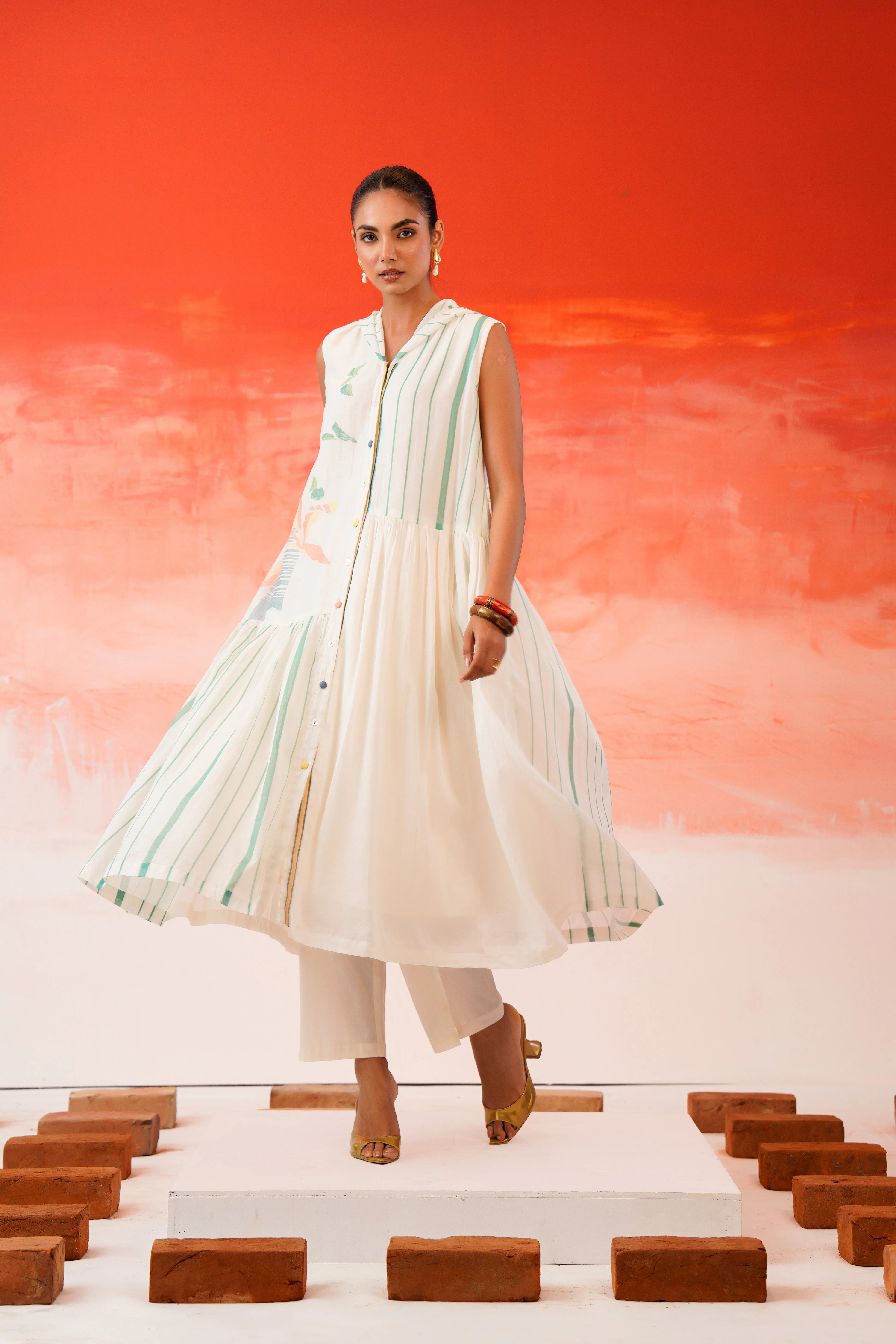 Snow White Printed Cotton Kurta Set - Image 7