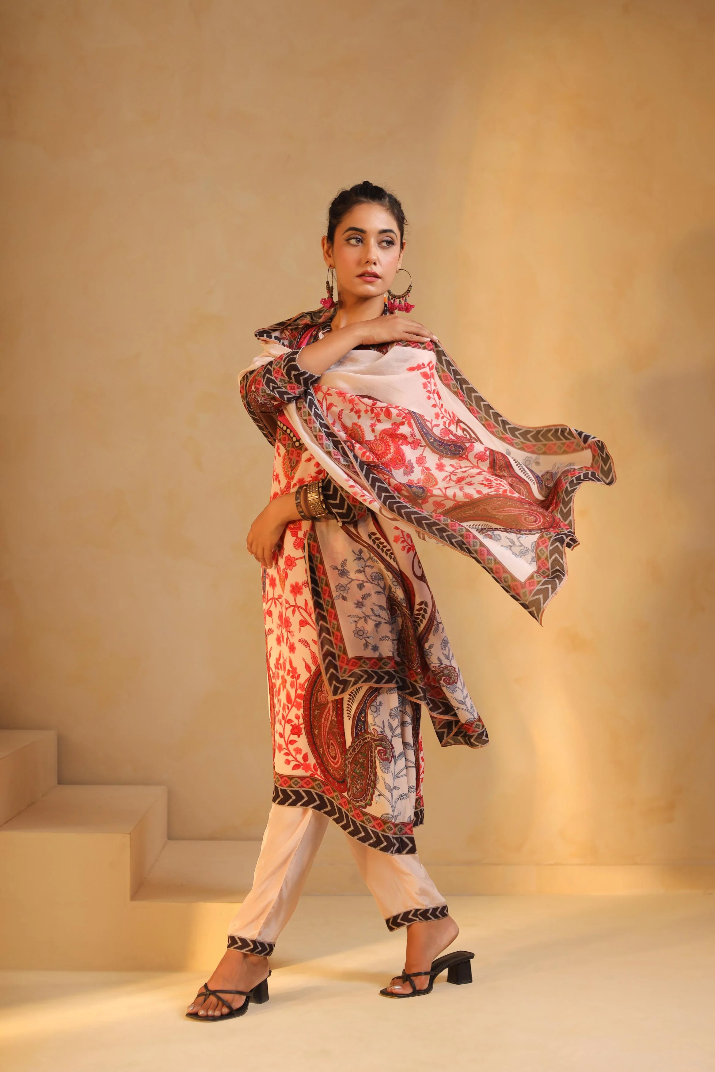 Soft Pink Printed Viscose Crepe Silk Pant Set - Image 3