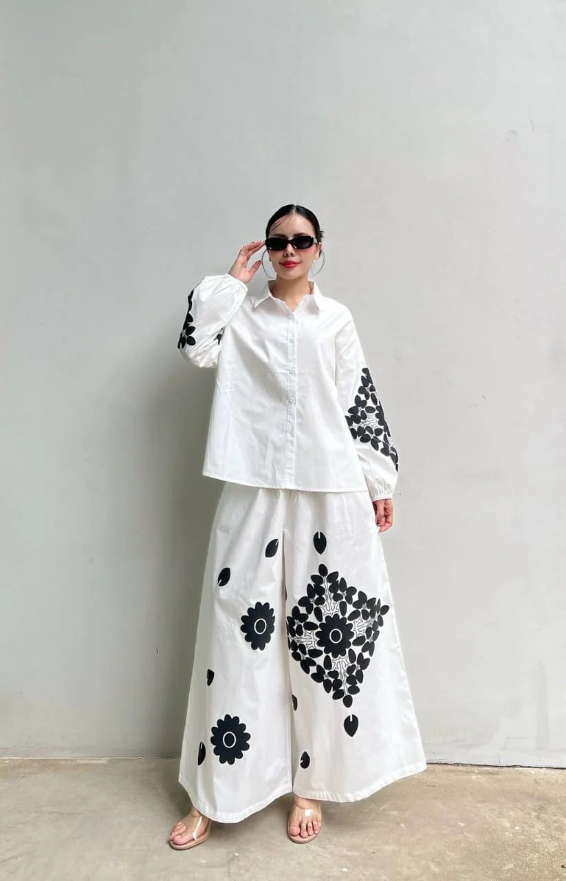 Classic White Minimalist Floral Cotton Co-Ord Set