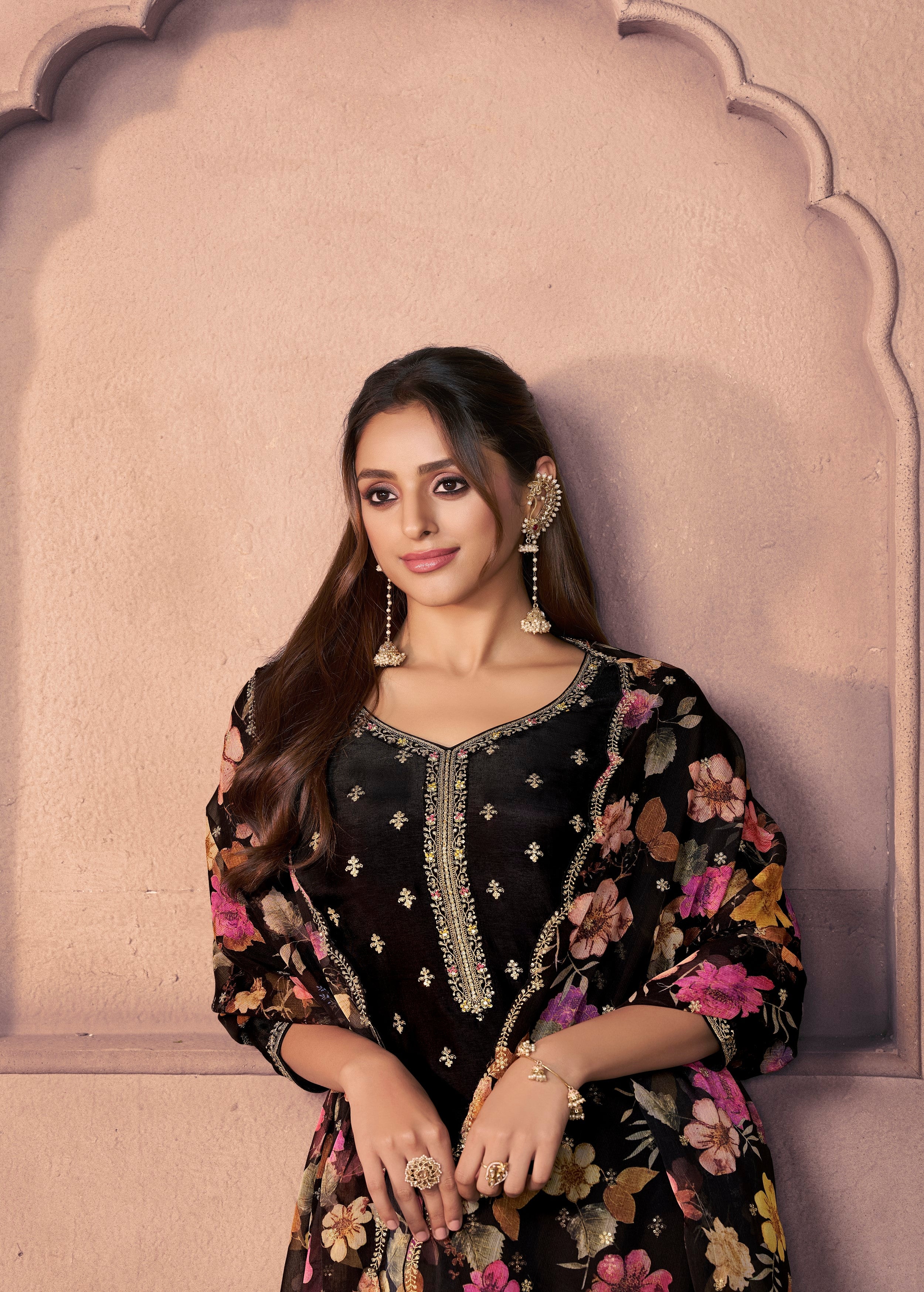 Classic Black Embellished Dola Silk Pant Set - Image 2