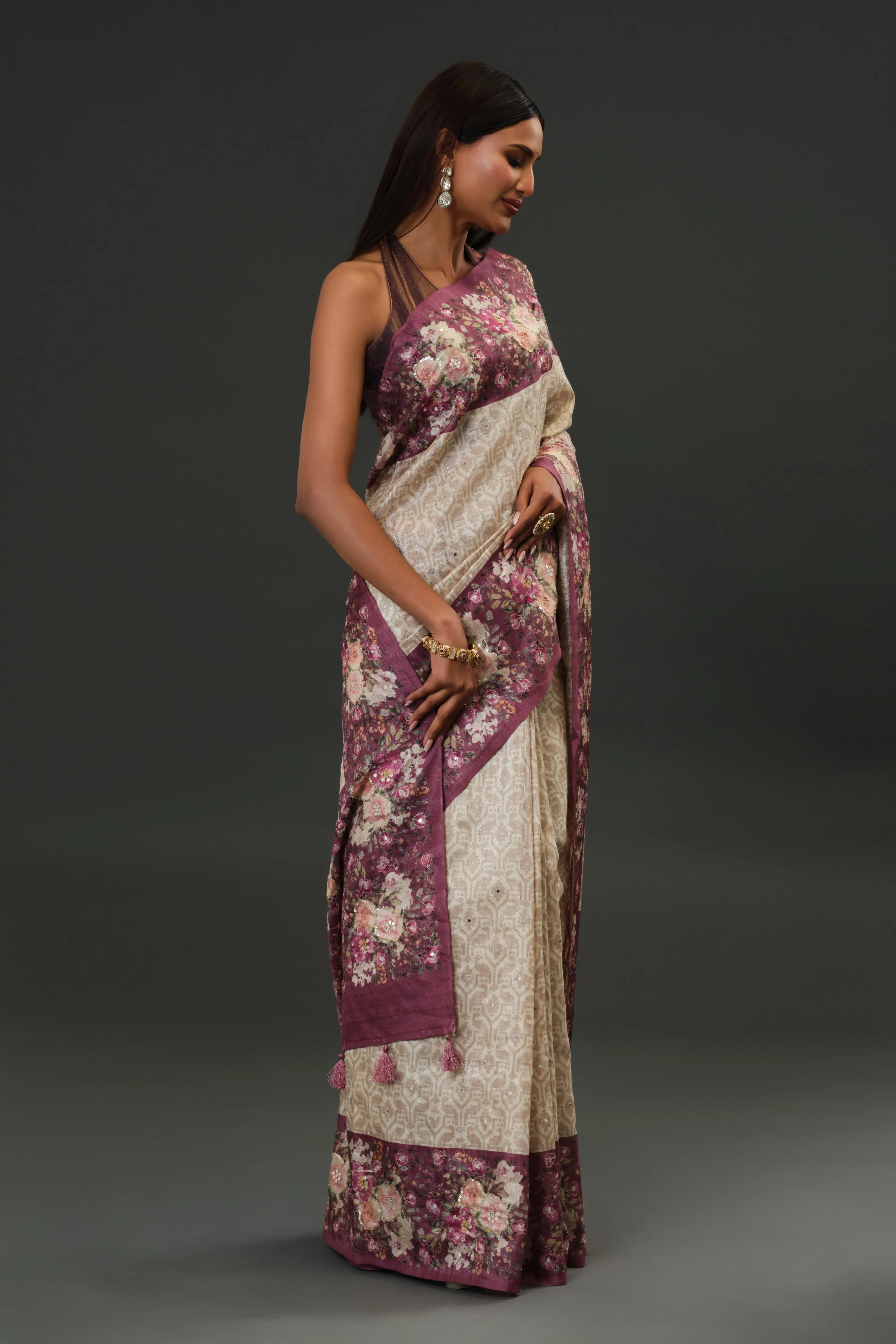 Champagne Floral Border Tussar Silk Saree - Image 4