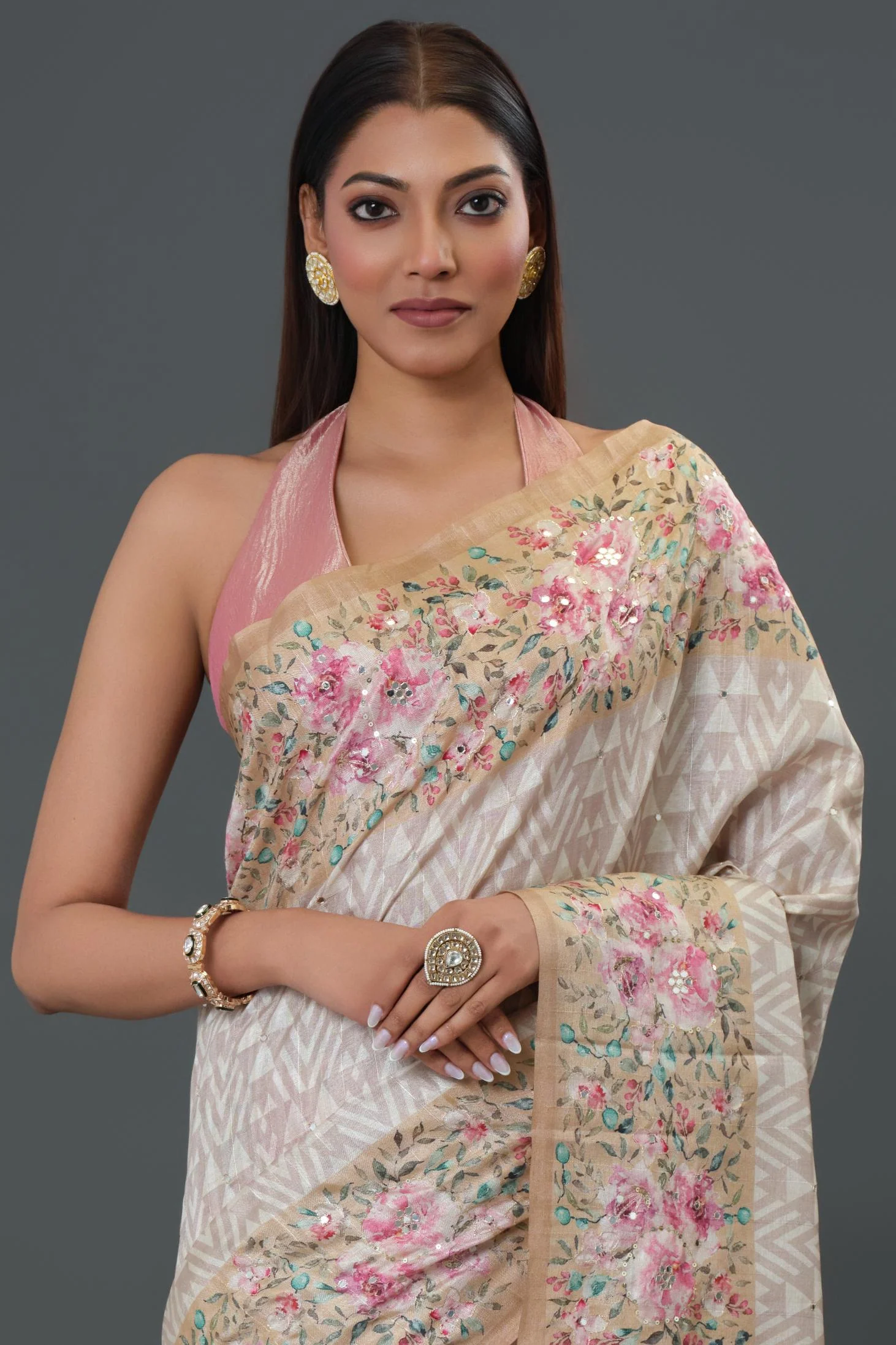 Ivory Floral Printed Tussar Silk Saree - Image 4