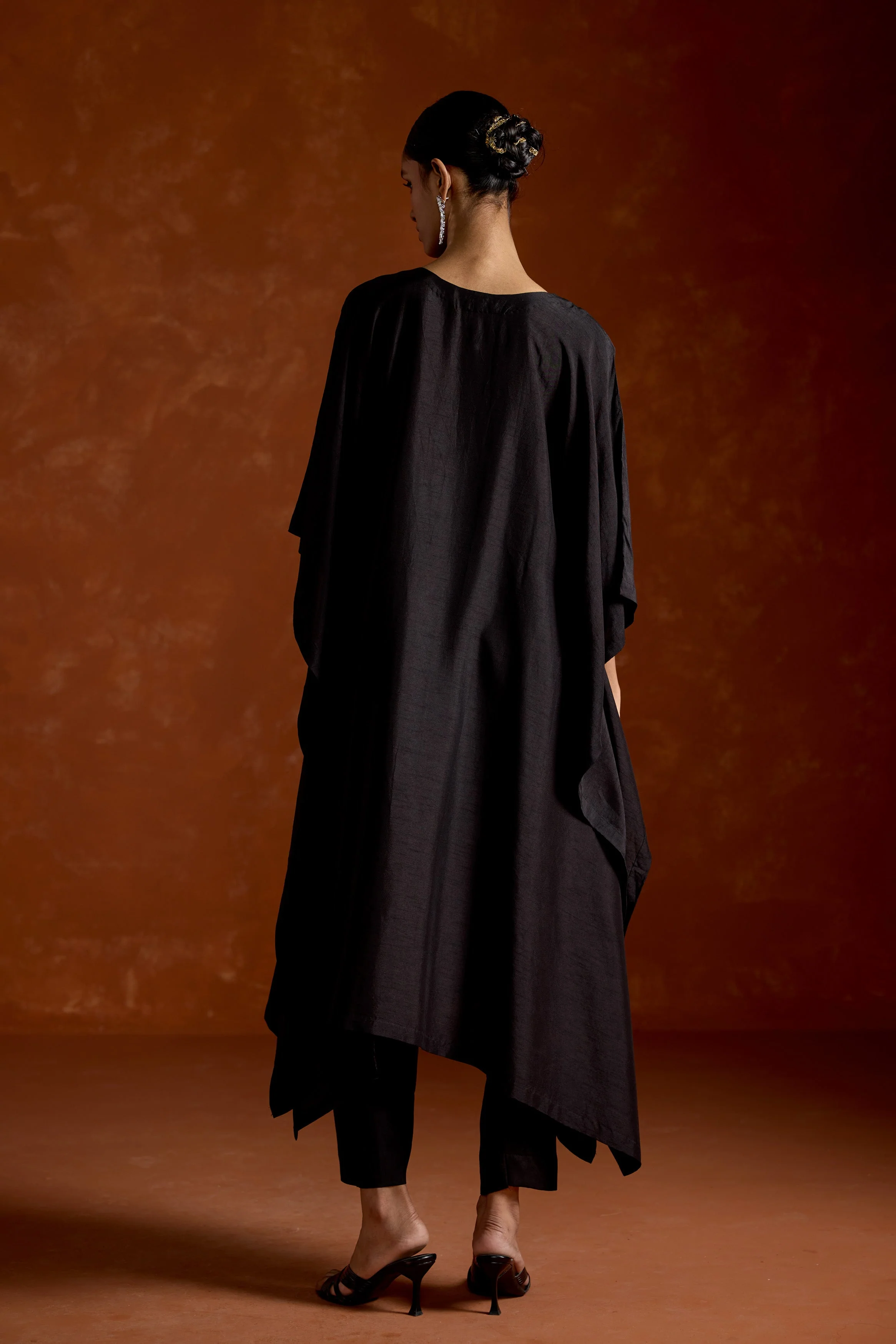 Twilight Black Embellished Raw Silk Kaftan Set - Image 6