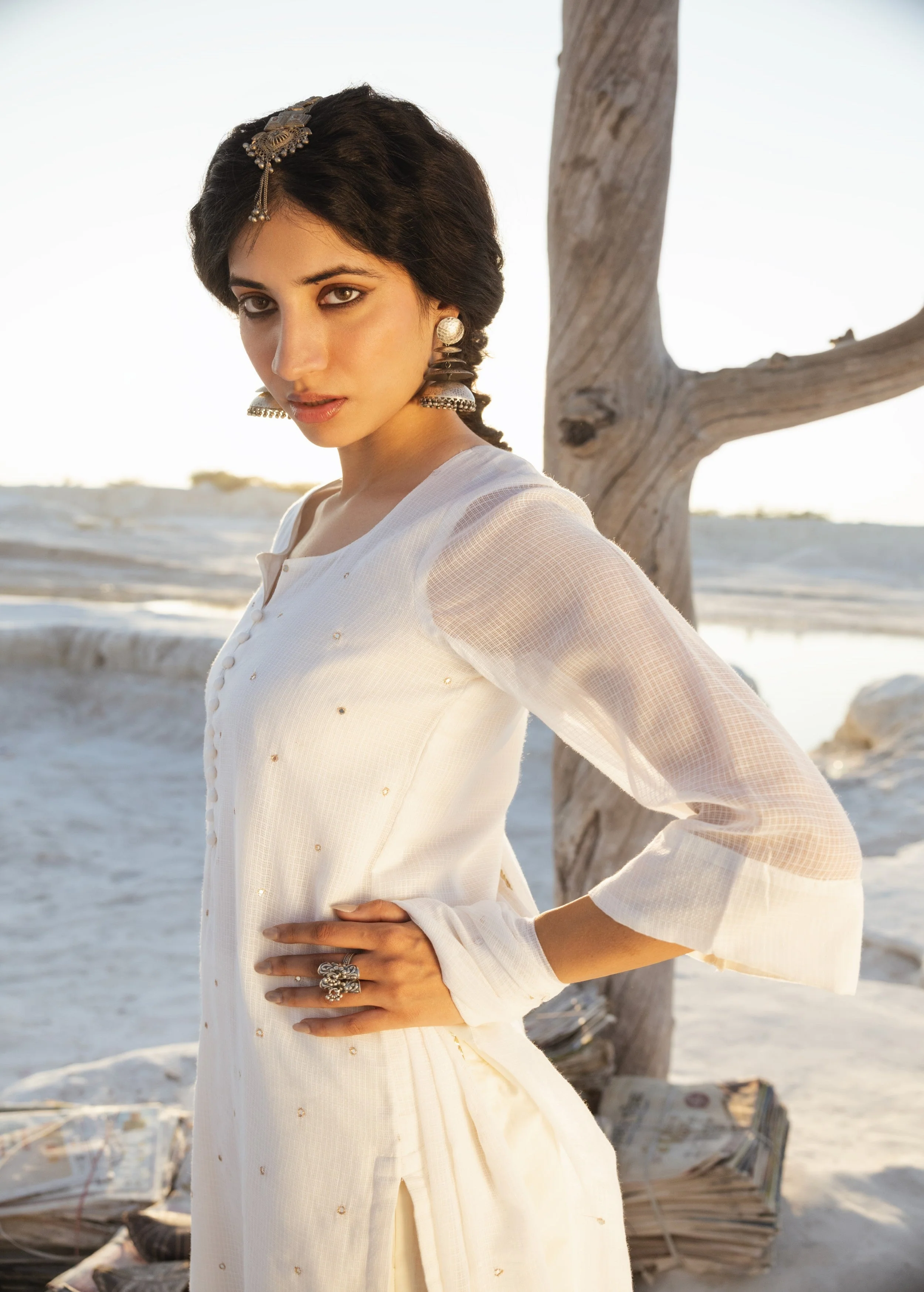 Daisy White Embellished Kota Doria Pant Set - Image 3