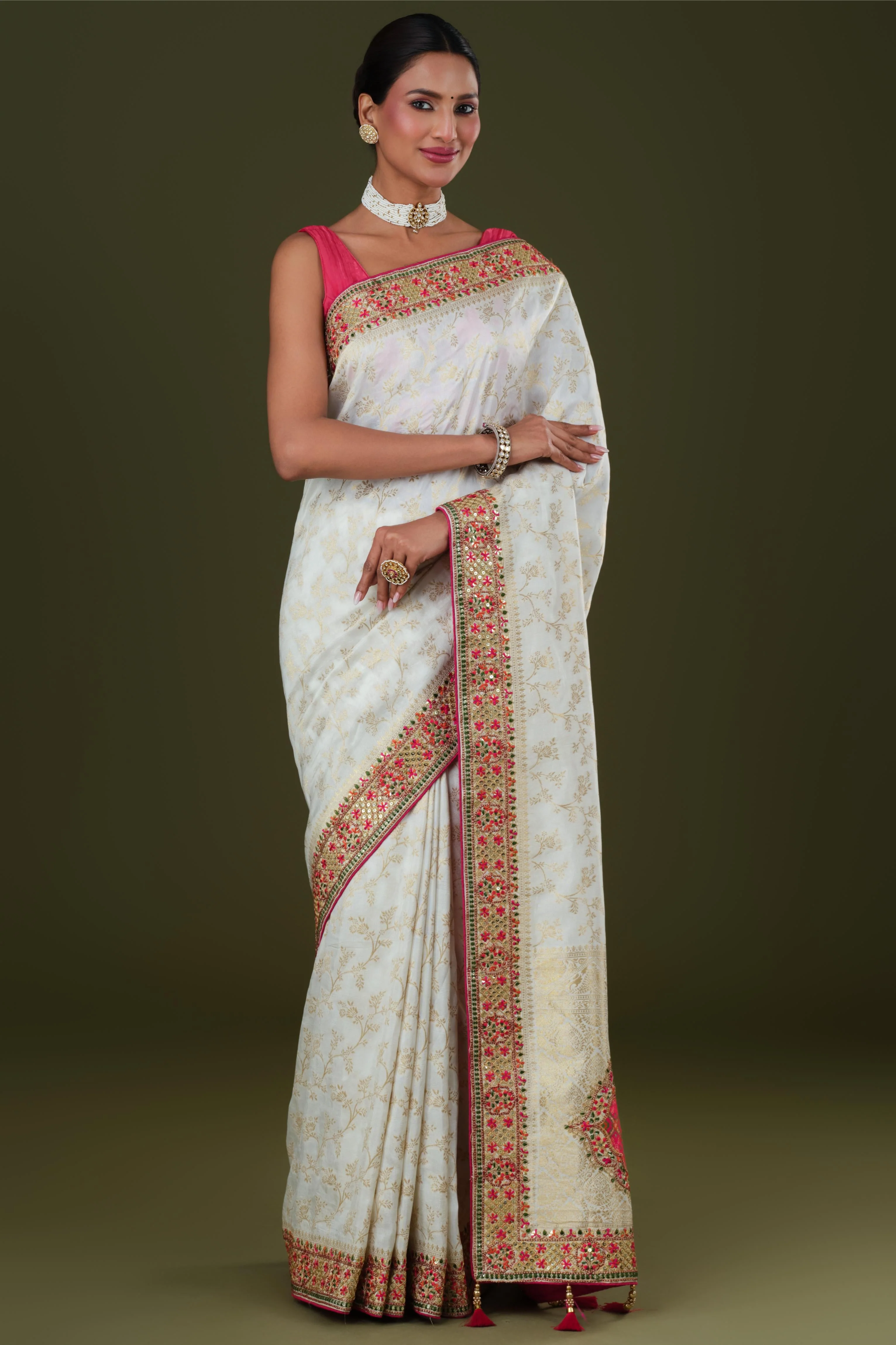 White Embroidered Banarasi Dola Silk Saree - Image 5