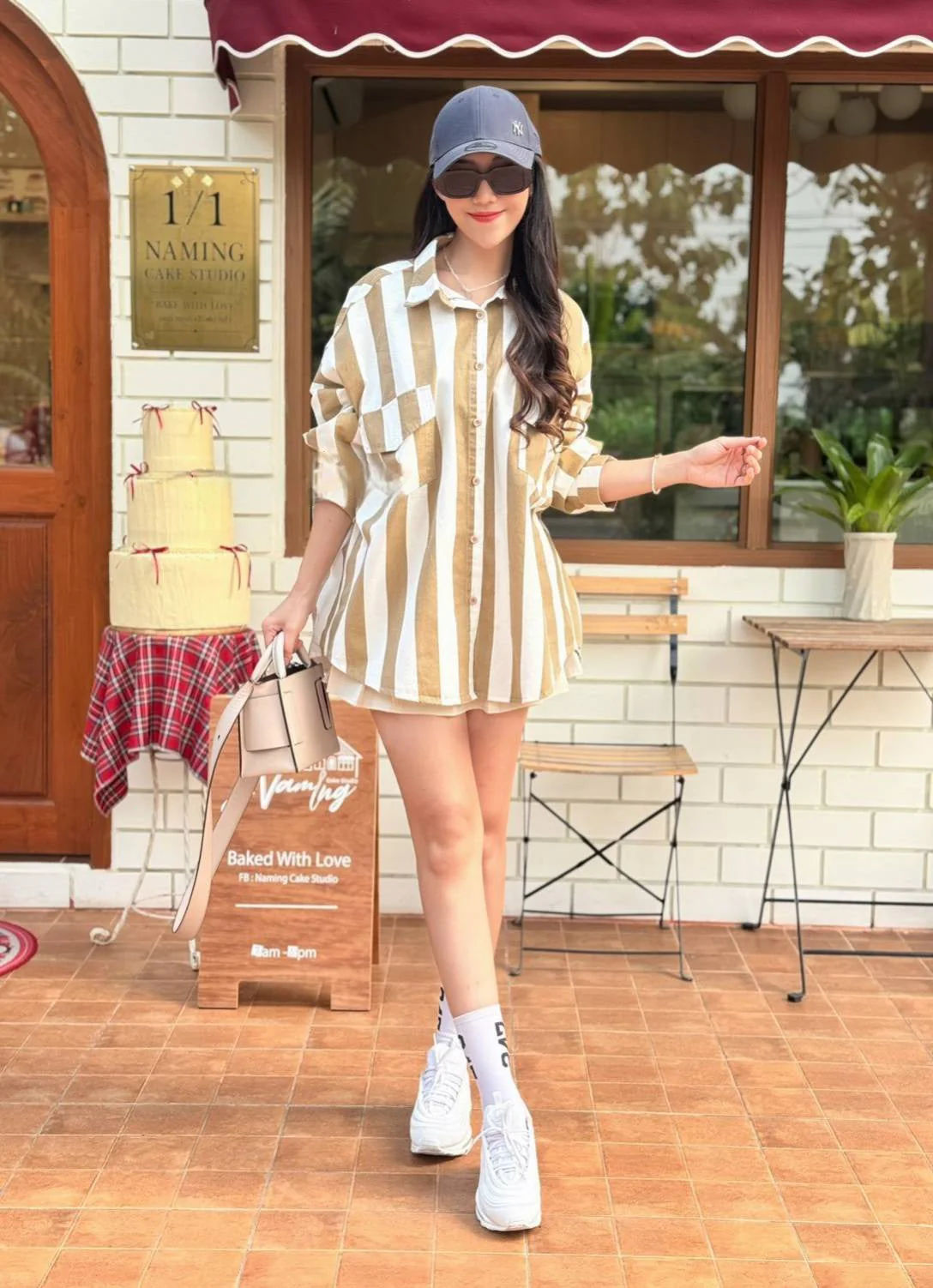 Khakhi-White Bold Striped Oversized Light Denim Shirt - Image 5