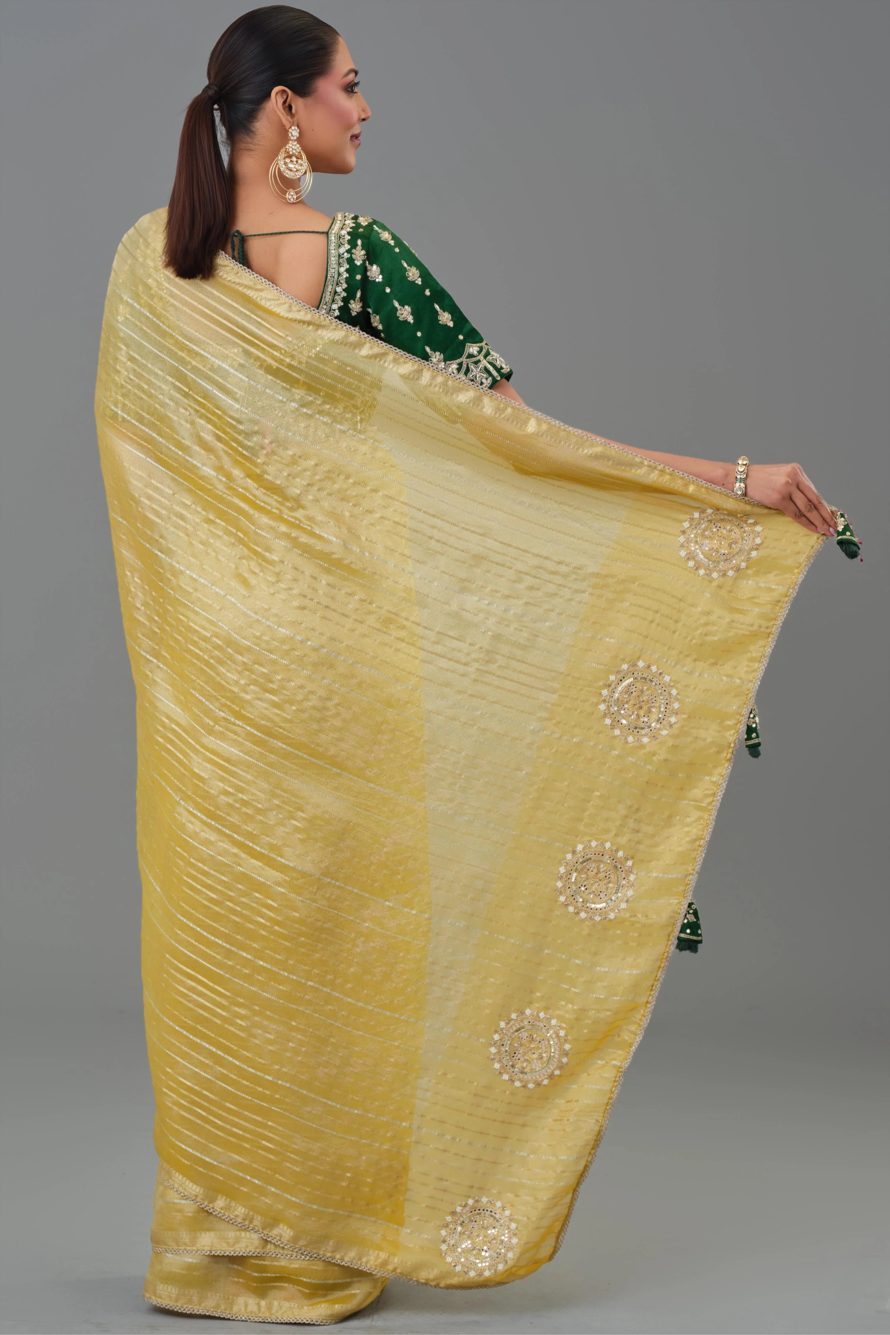 Daisy Yellow Tissue Silk Saree - Image 3