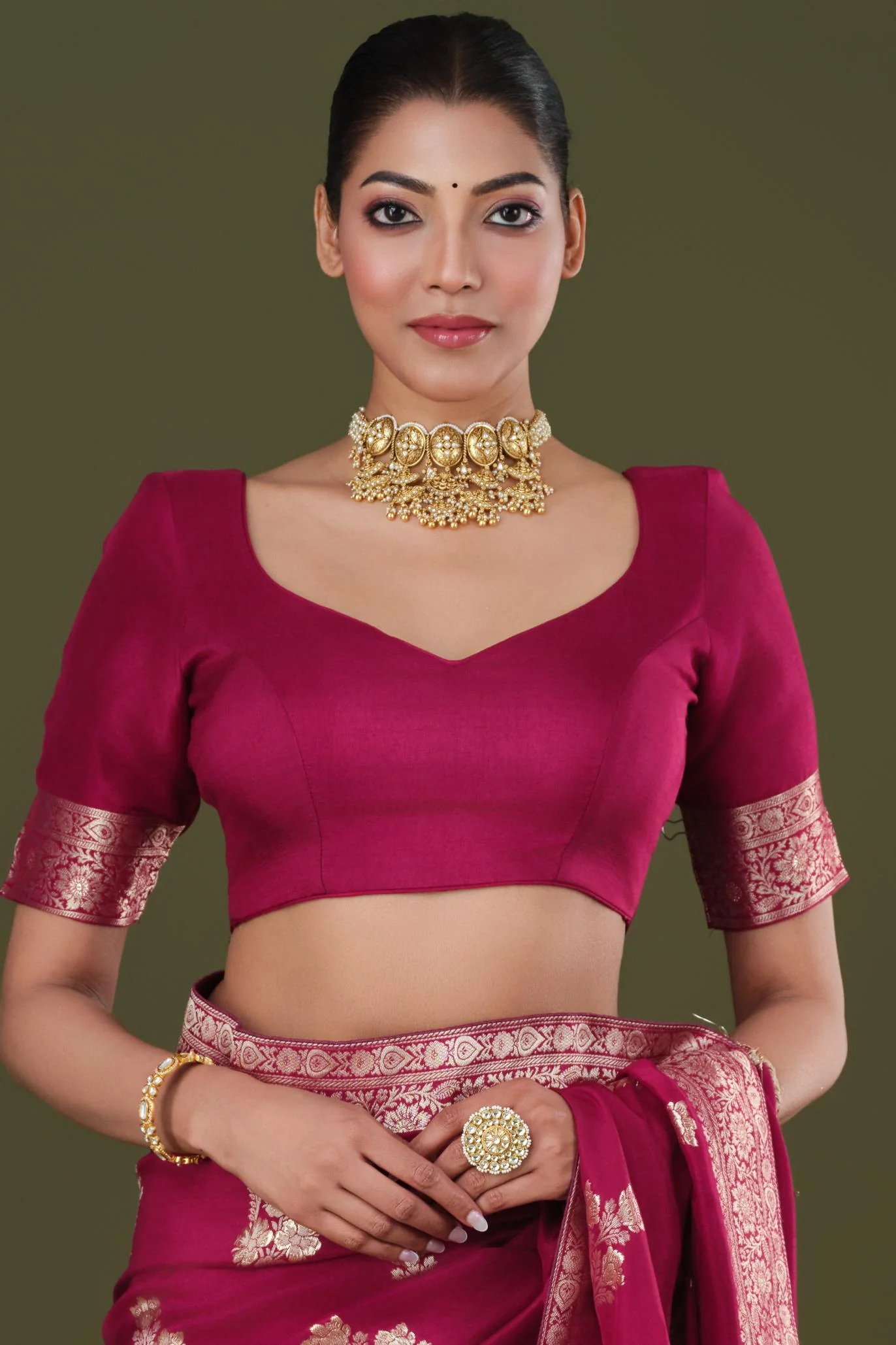 Wine Zari Woven Dola Silk Saree - Image 8